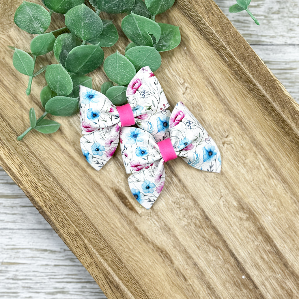 Briar Wildflowers Itty Bitty Piggies