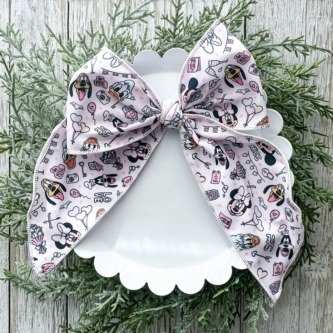 Mouse & Friends V-Day Fable (XL)