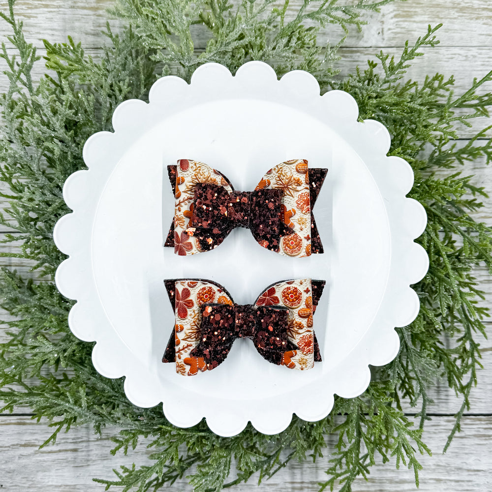 Embroidered Gingerbread Piggies