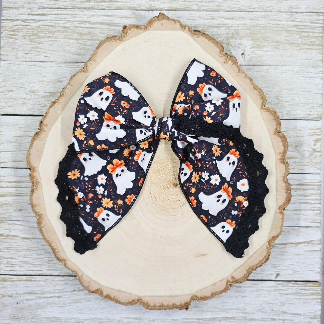 Cute Lace Ghosts Fable