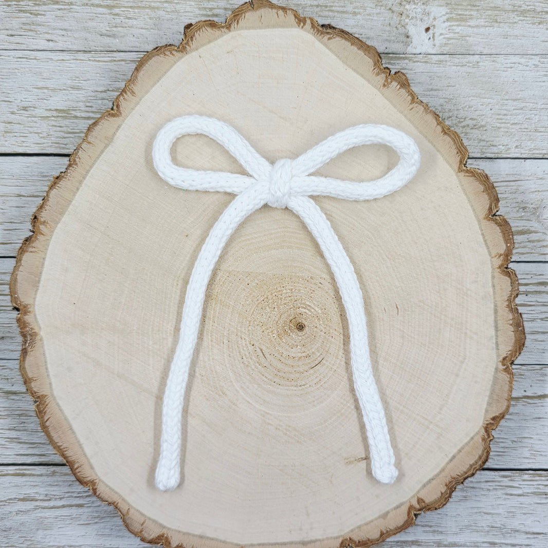 White Knitted Long Tail