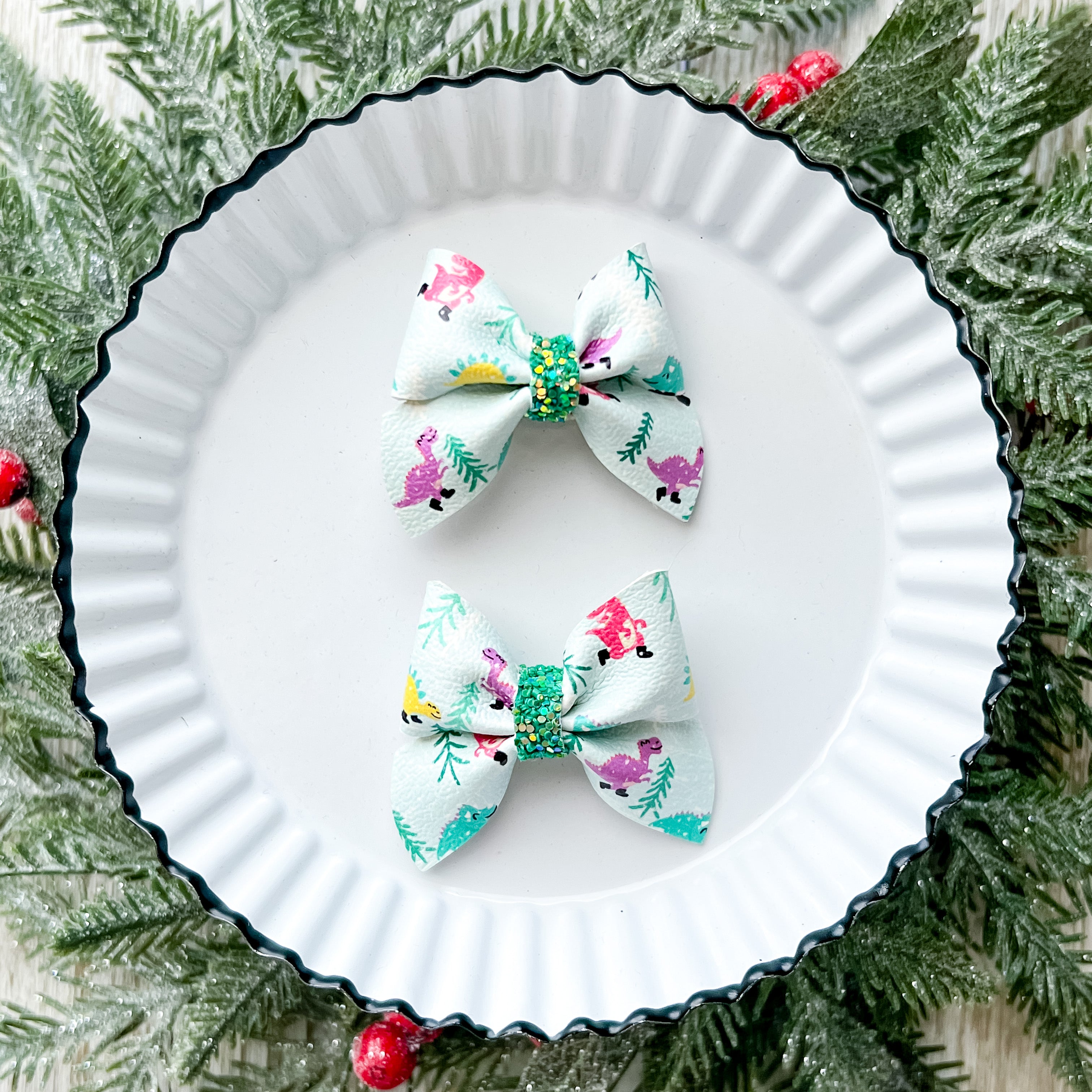 Christmas Dinos Itty Bitty Piggies